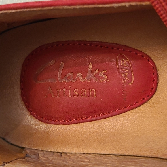 Clarks Artisan UK Unloop Shoes - Picture 3 of 10